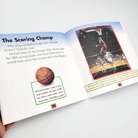 Vintage 90s Basketball Facts Sports Illustrated Kids Book Michael Jordan Cover - Picture 3 of 7